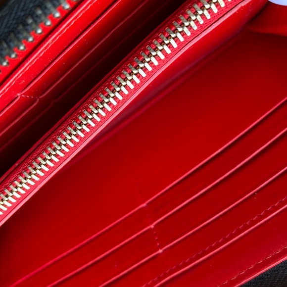 CHRISTIAN LOUBOUTIN Panettone Wallet- Authentic and gently used - Picture 3 of 9